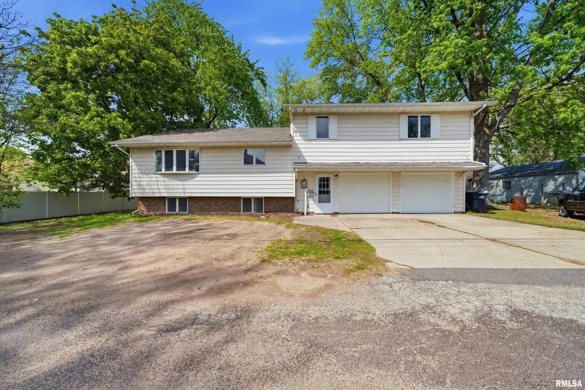 1315 Prince Street, Pekin, IL 61554 - #1