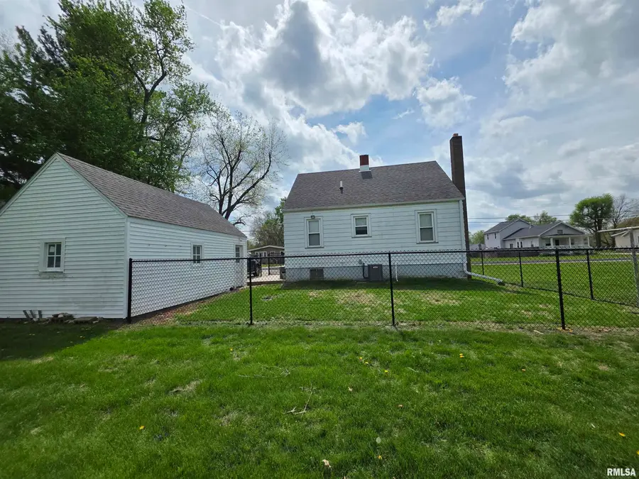 4609 W Whipp Avenue, Bartonville, IL 61607 - #3