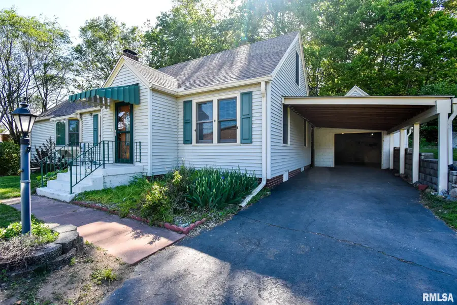 131 Arnold Street, East Peoria, IL 61611 - #2