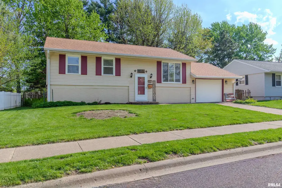 1812 Columbus Drive, Pekin, IL 61554 - #3