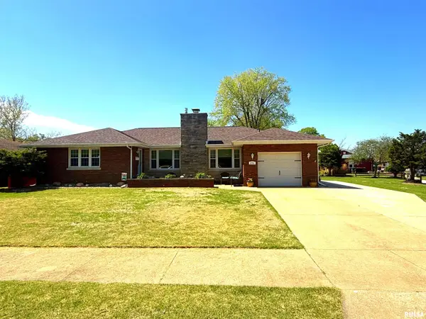 1711 Short Drive, Pekin, IL 61544