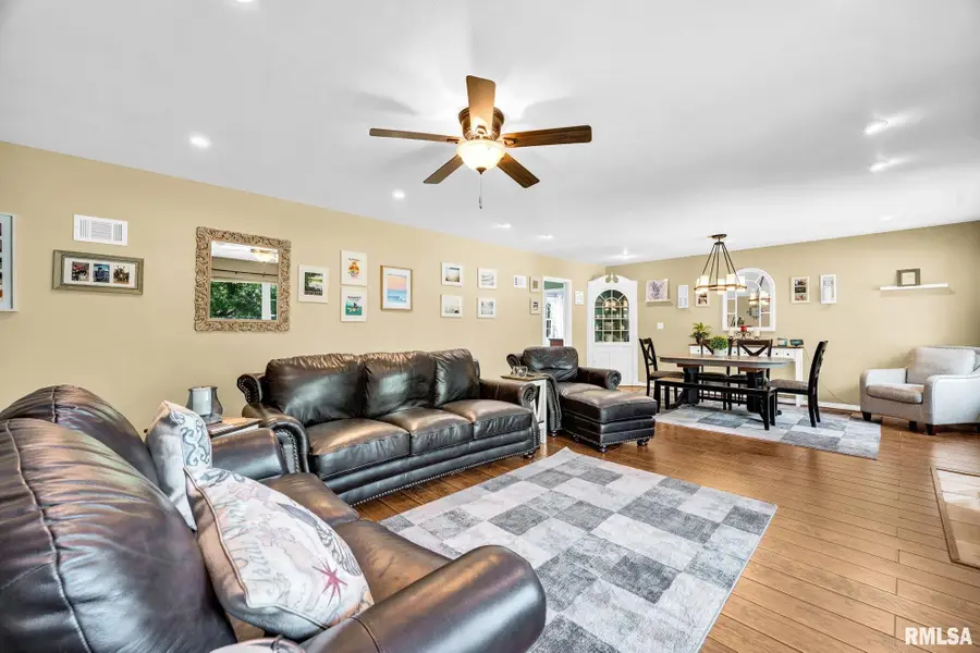 1711 Short Drive, Pekin, IL 61544 - #3