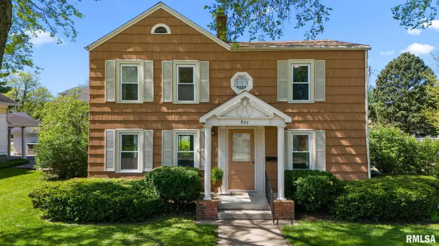 805 Edward Street, Henry, IL 61537 - #3