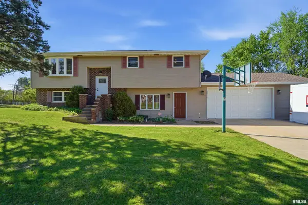 2276 Robin Road, Washington, IL 61571