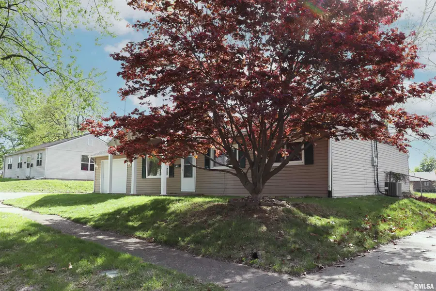 204 Grant Road, Marquette Heights, IL 61554 - #2