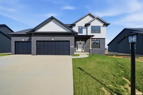 1617 Rustic Oak Drive, Washington, IL 61571