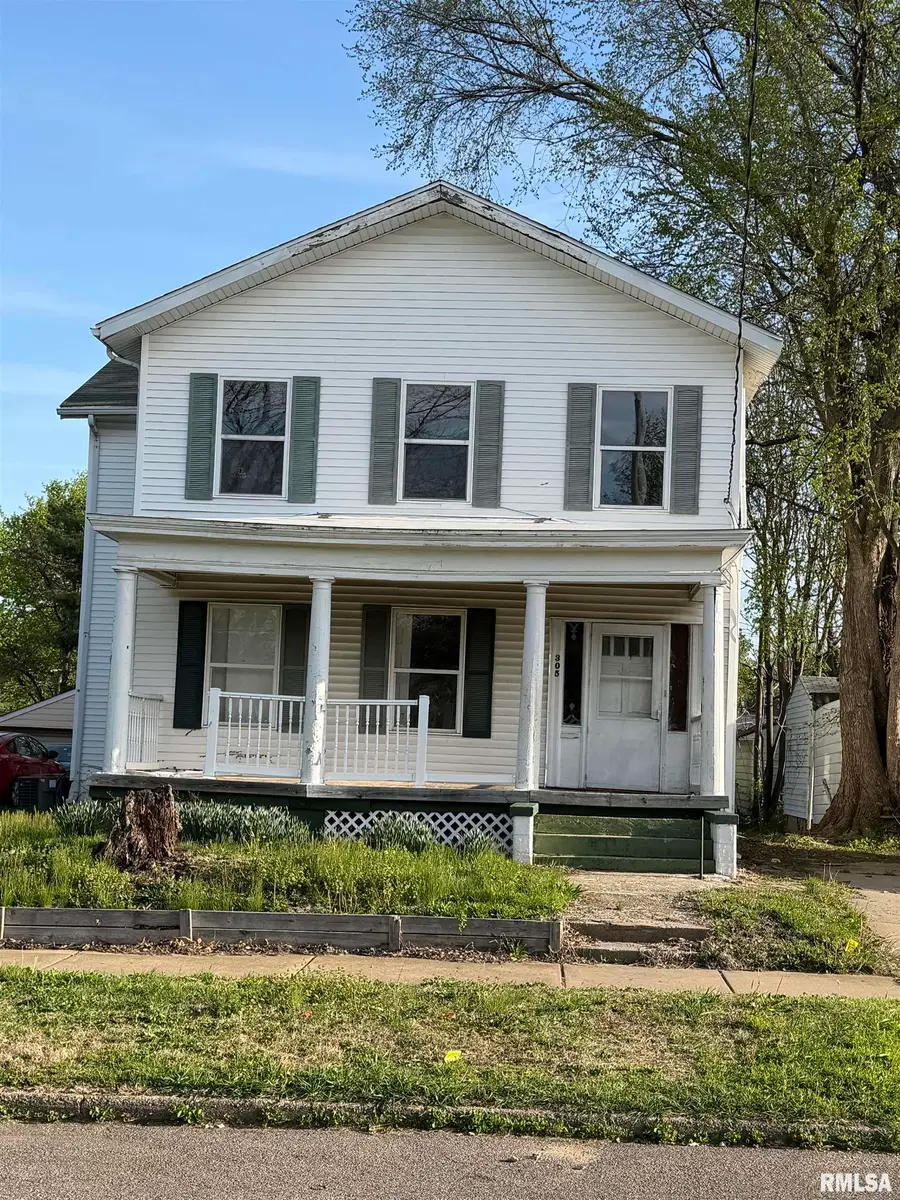305 W Virginia Avenue, Peoria, IL 61603 - #2