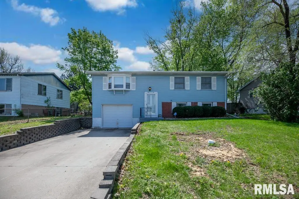 105 Blossom Terrace, Washington, IL 61571 - #1