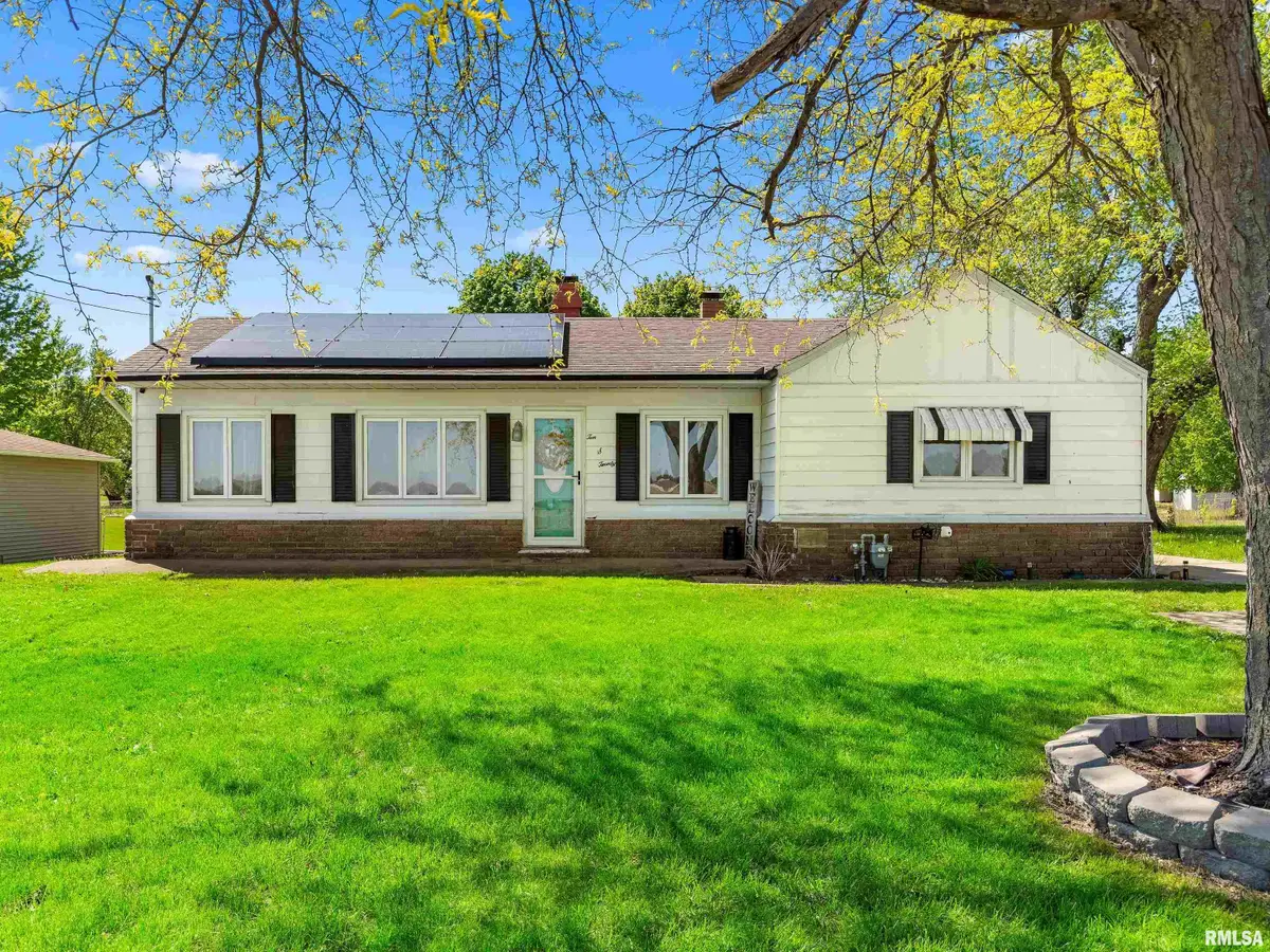 10 S 20th Avenue, Canton, IL 61520 - #1