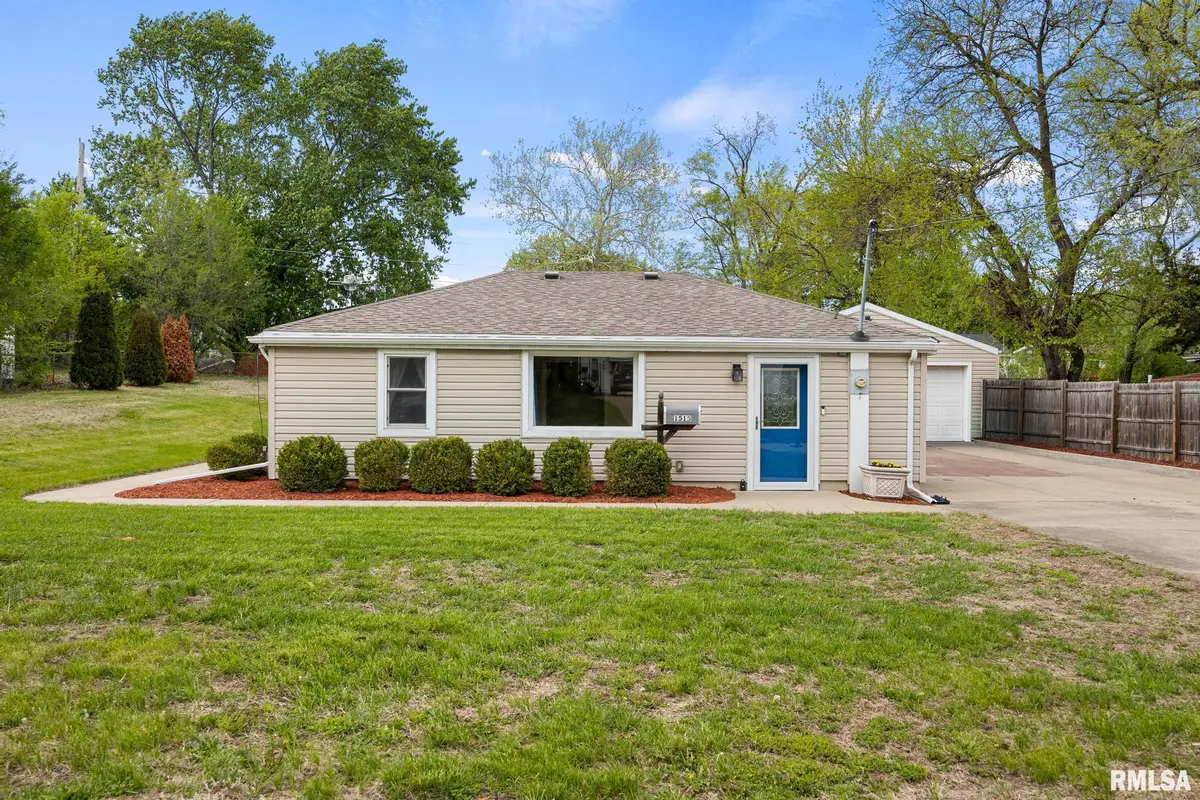 1515 Chestnut Street, Pekin, IL 61554 - #1