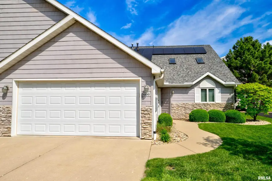 600 Harbor Pointe Drive, East Peoria, IL 61611 - #3