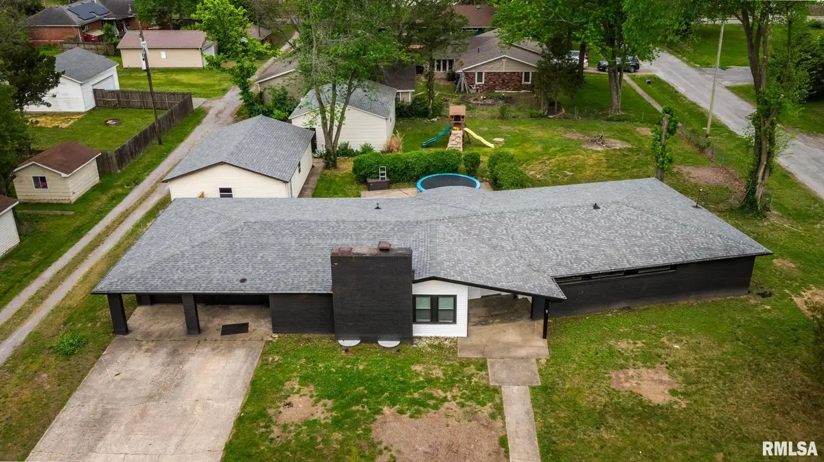 602 E Garland Street, West Frankfort, IL 62896 - #1