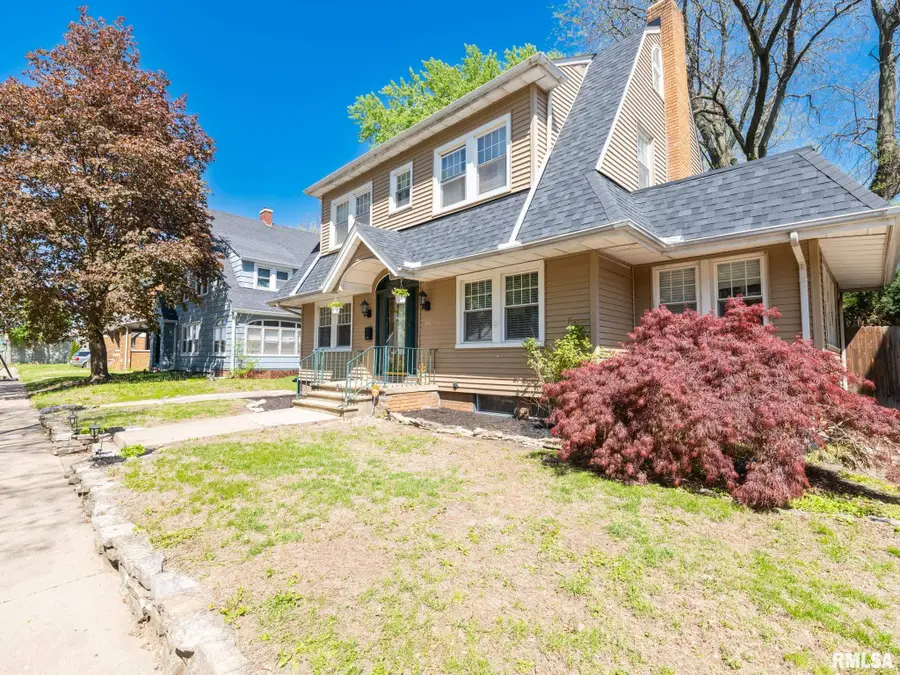 1404 N Amber Place, Peoria, IL 61606 - #3