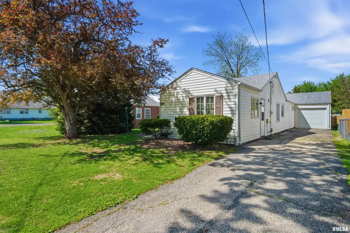 1428 Brown Avenue, Galesburg, IL 61401 - #1