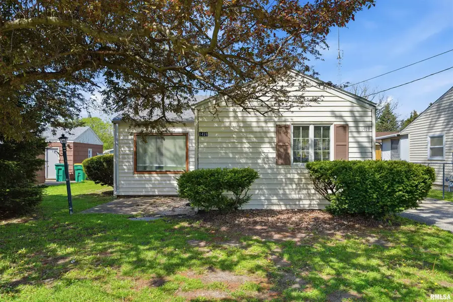 1428 Brown Avenue, Galesburg, IL 61401 - #2