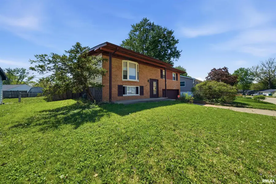 230 Devron Circle, East Peoria, IL 61611 - #3