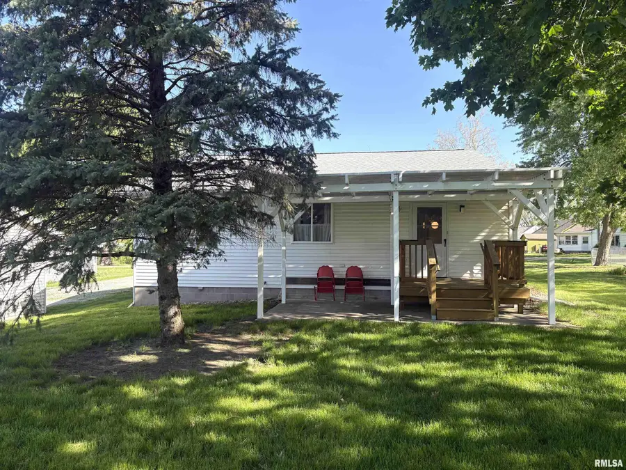 110 E Green Street, Deer Creek, IL 61733 - #2