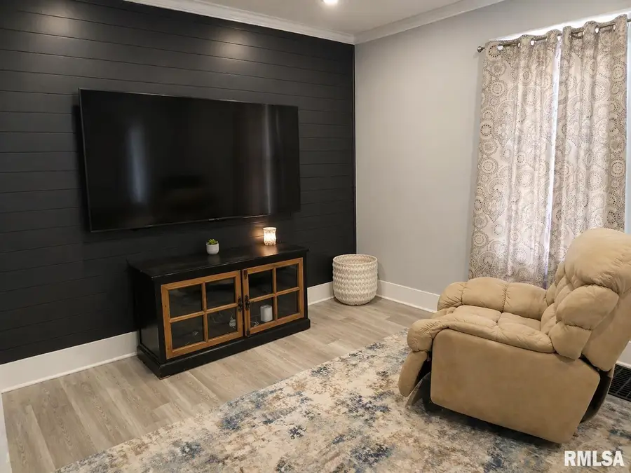 107 Roosevelt Street, Bartonville, IL 61607 - #3