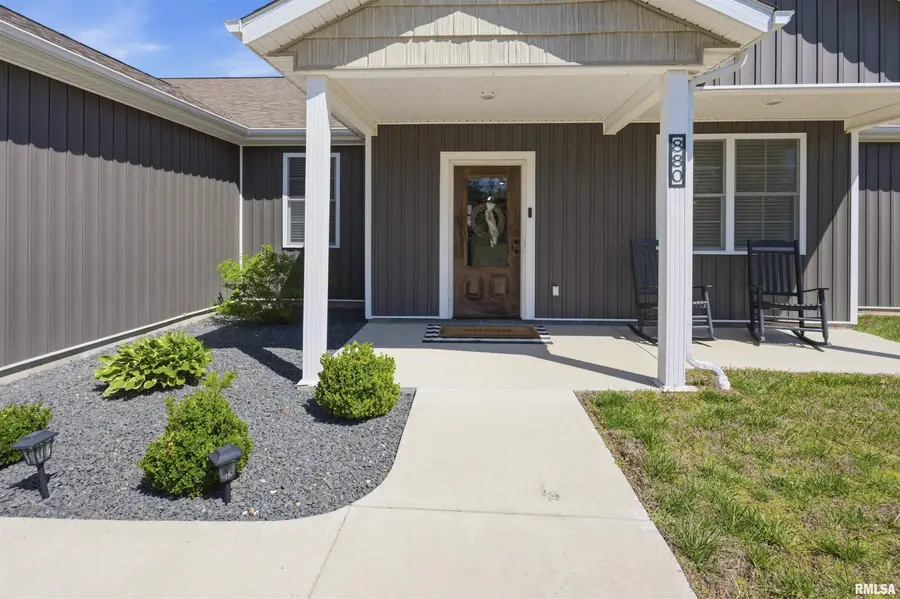 880 Sycamore Road, Carbondale, IL 62901 - #2