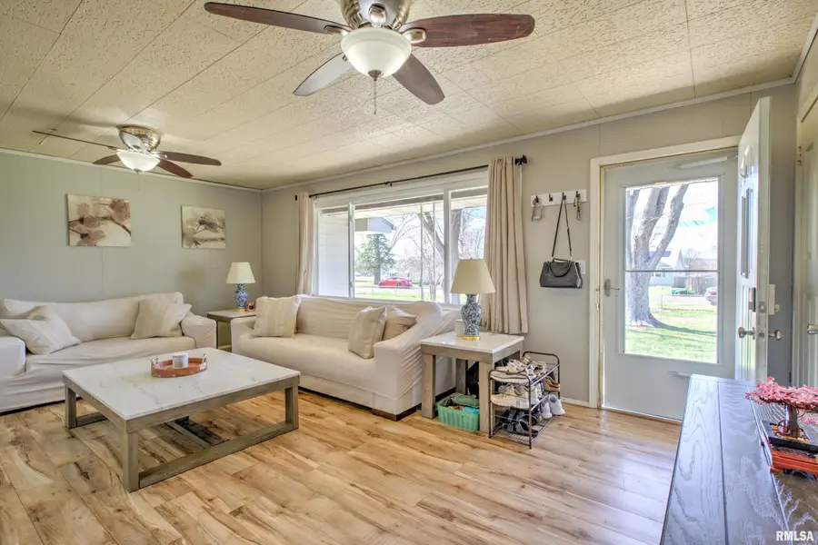 112 Si Reed Lane, East Peoria, IL 61611 - #2