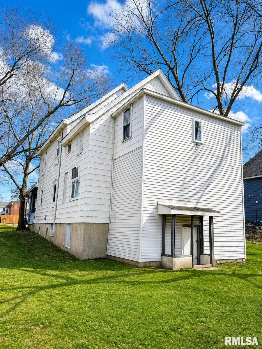 1823-1825 N Linn Street, Peoria, IL 61604 - #2