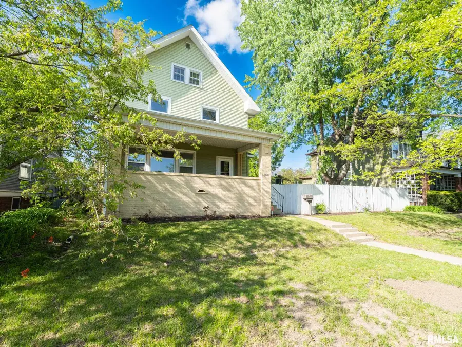 1309 W Columbia Terrace, Peoria, IL 61606 - #3