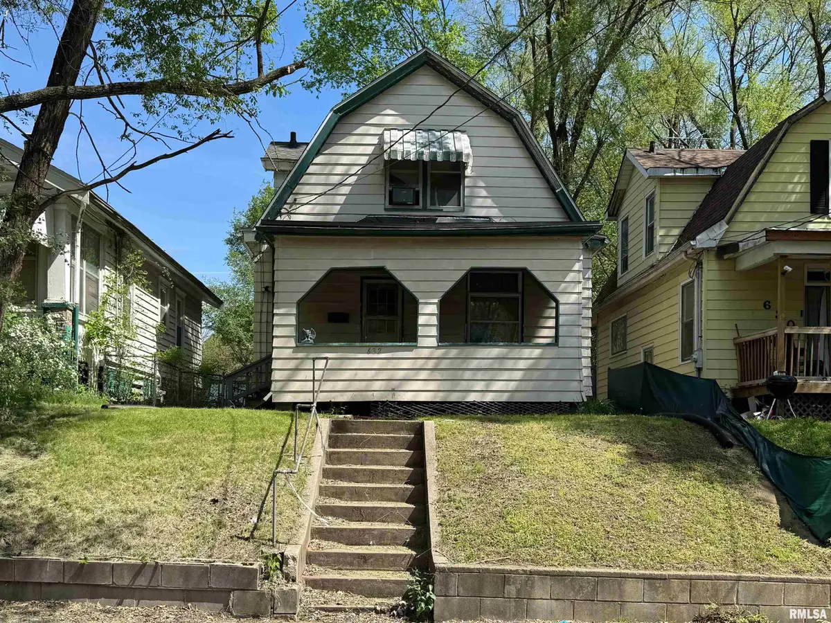 632 Haungs Avenue, Peoria, IL 61603 - #1