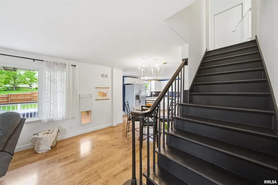 5006 N Edgebrook Drive, Peoria, IL 61614 - #2