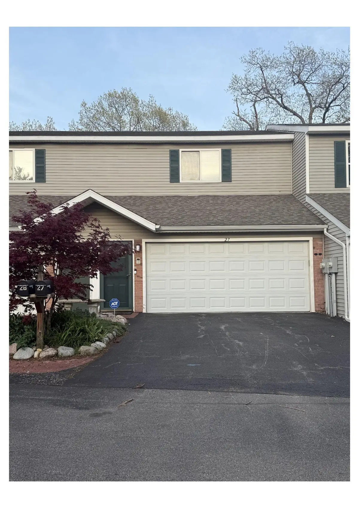 3510 N Kingston Drive #27, Peoria, IL 61604 - #1