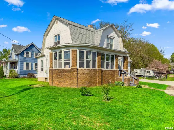 389 S Avenue A Street, Canton, IL 61520