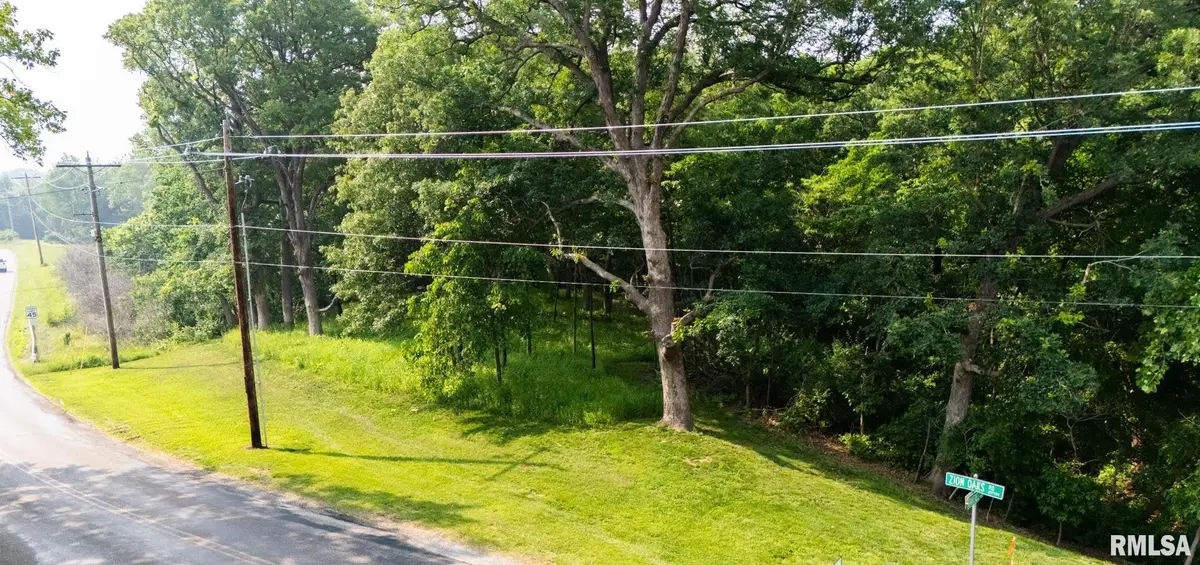 3041 Zion Oaks Road, Pekin, IL 61554 - #1