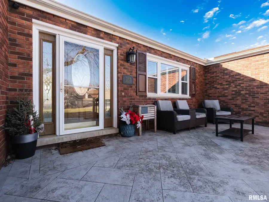 2213 Cordova Court, Pekin, IL 61554-6167 - #3