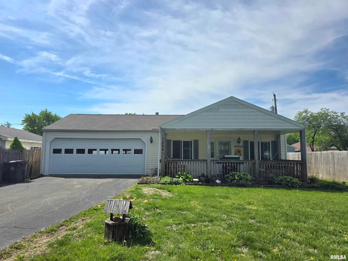1406 Henrietta Street, Pekin, IL 61554 - #1