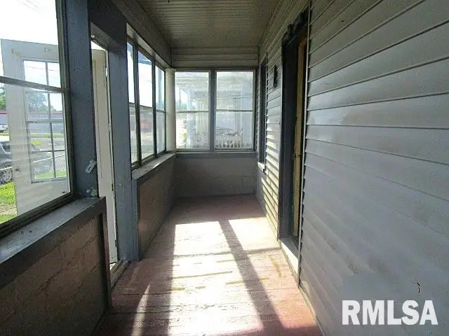 1205 Margaret Street, Pekin, IL 61554 - #3