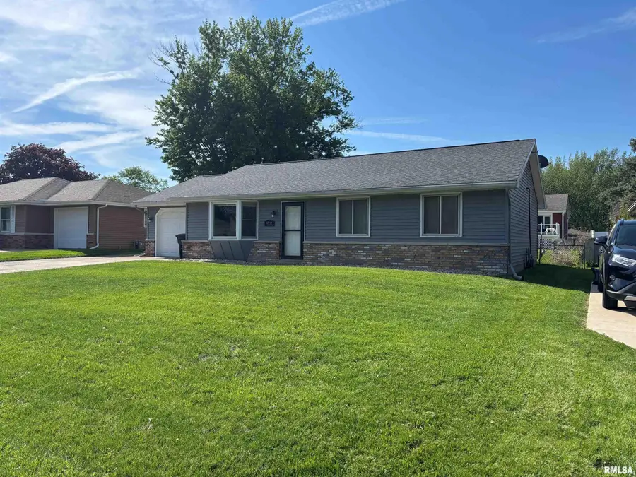 5732 W Colt Drive, Peoria, IL 61607 - #2