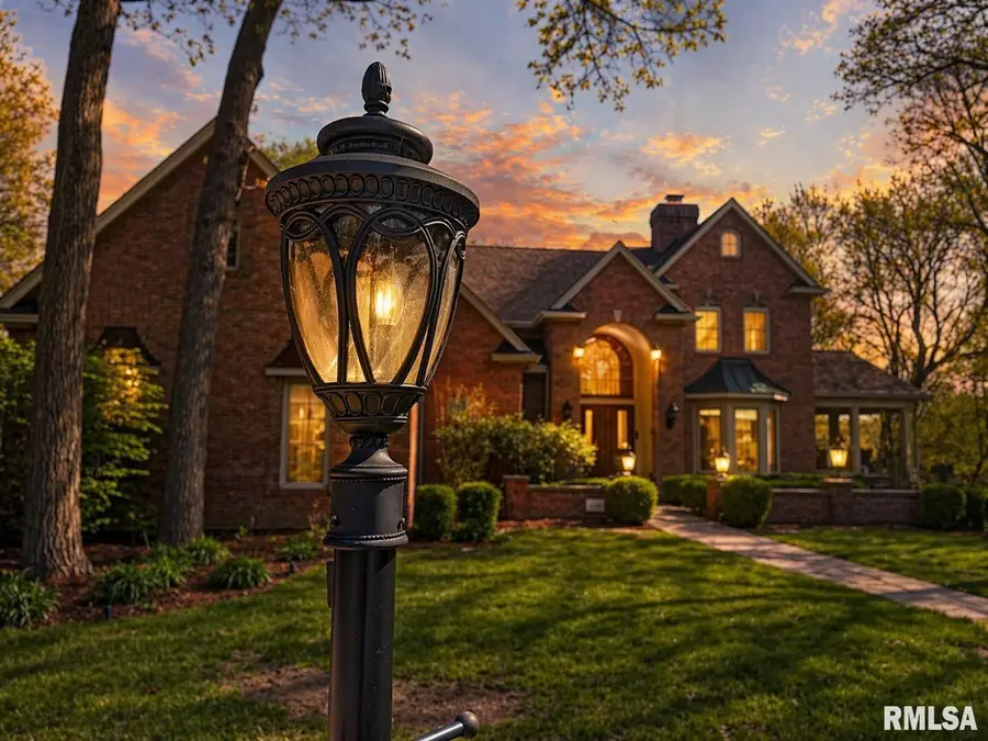 11350 N Oak Trail Drive, Peoria, IL 61615 - #2