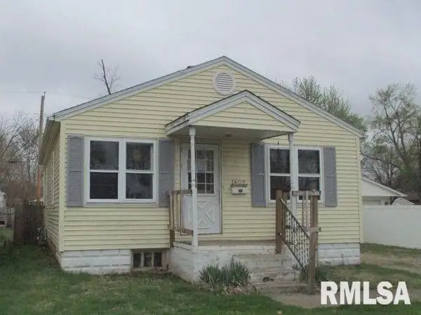 1409 S 9th Street, Pekin, IL 61554