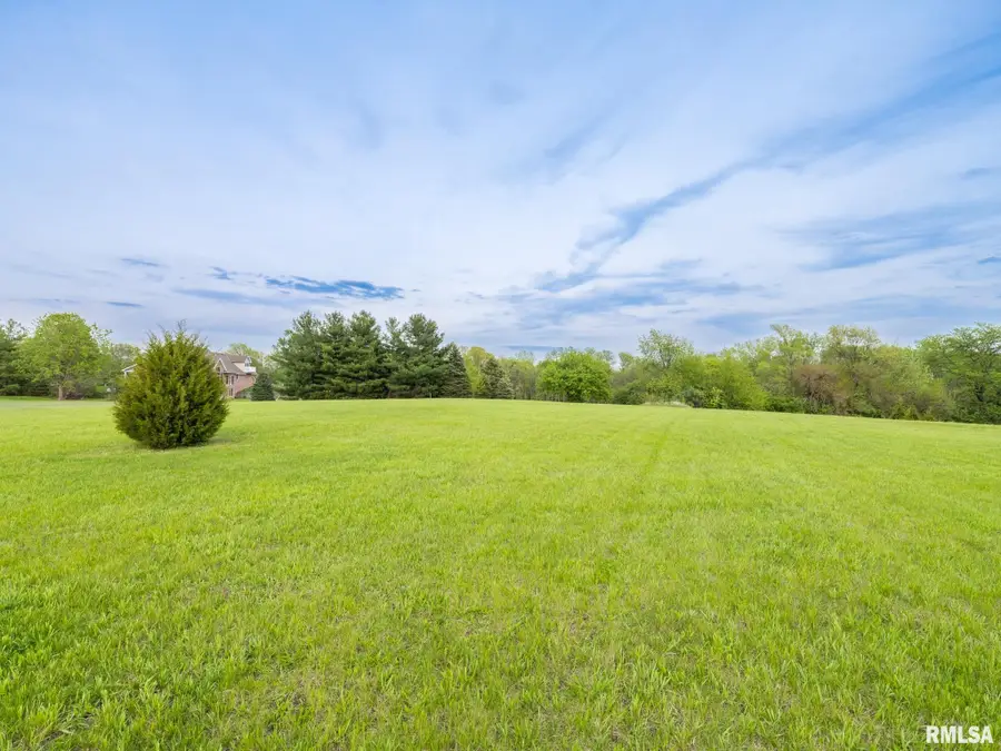 116 Lost Creek Court, Pekin, IL 61554 - #3