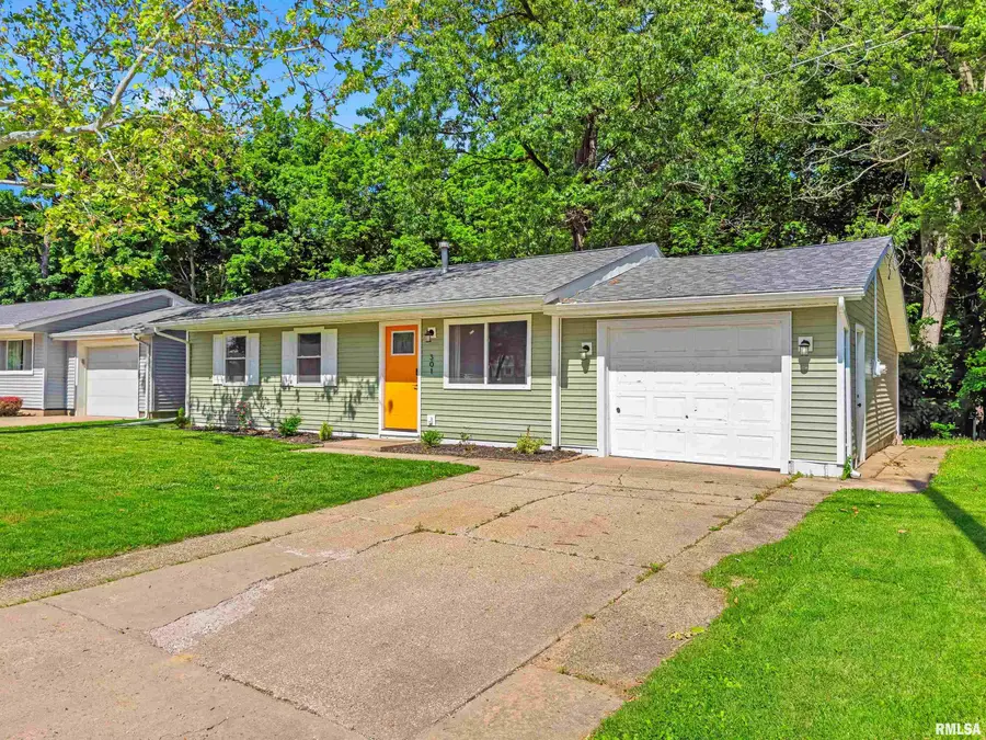 301 Gem Street, East Peoria, IL 61611 - #2