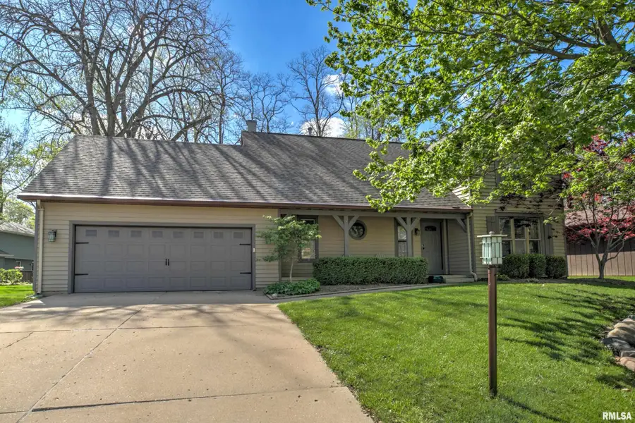 10611 N Sleepy Hollow Road, Peoria, IL 61615 - #2