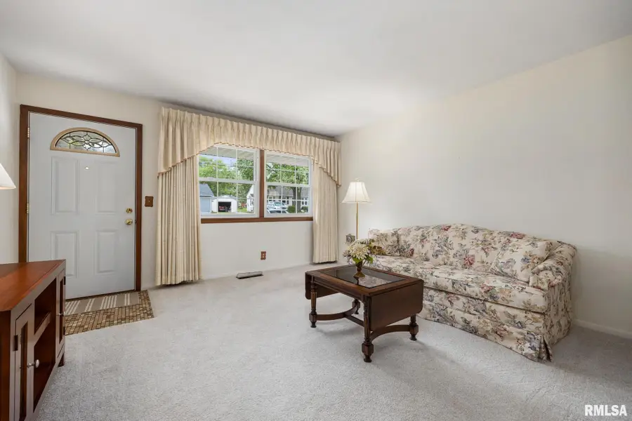 200 Bess Street, Washington, IL 61571 - #3