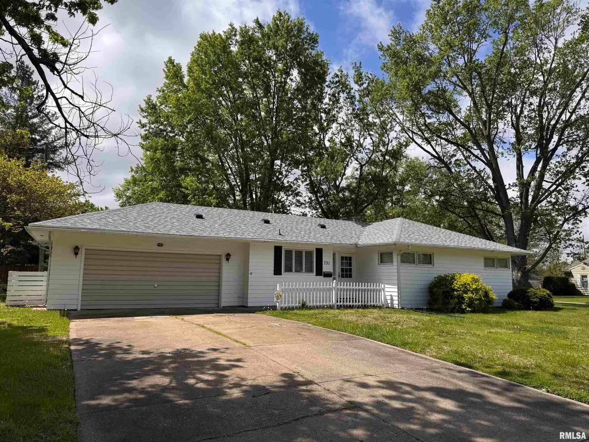 731 Madelyn Avenue, Macomb, IL 61455 - #1