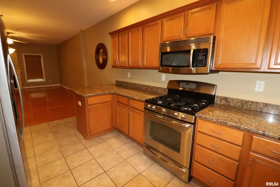 6616 N Queen Frances Lane, Peoria, IL 61615 - #3