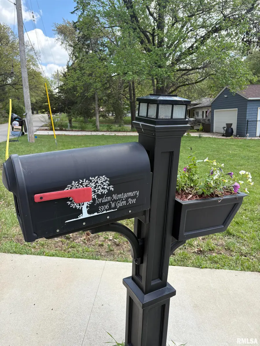 3306 W Glen Avenue, Peoria, IL 61615 - #2