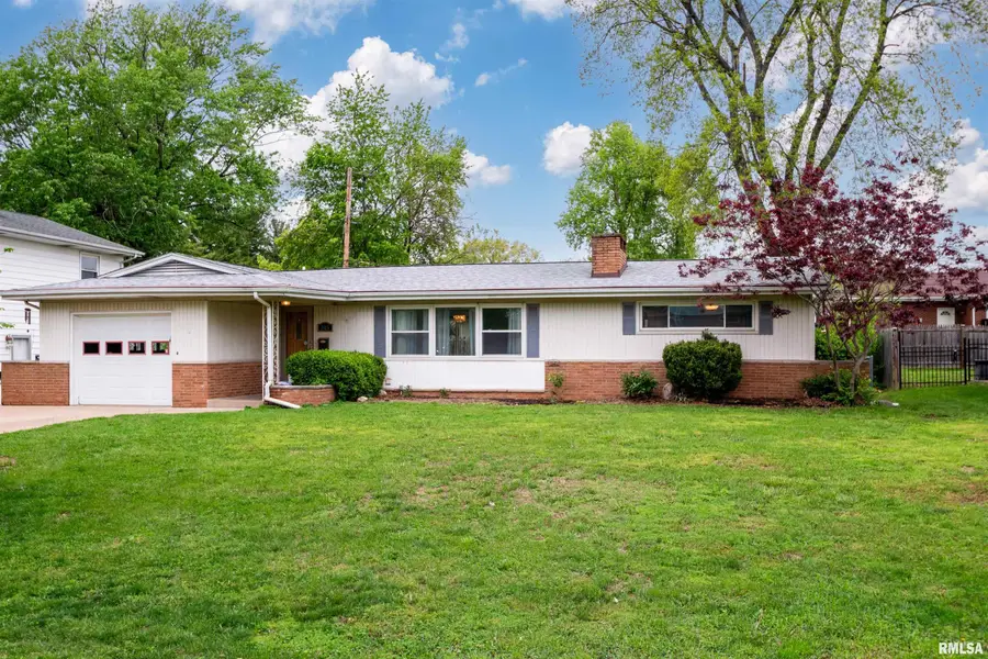 1815 W Lamont Avenue, Peoria, IL 61614 - #2