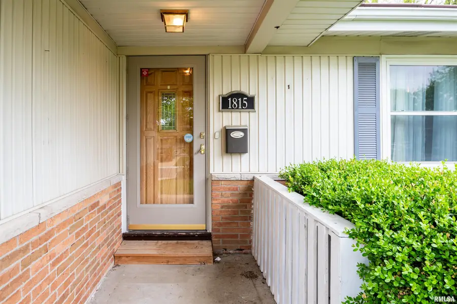 1815 W Lamont Avenue, Peoria, IL 61614 - #3