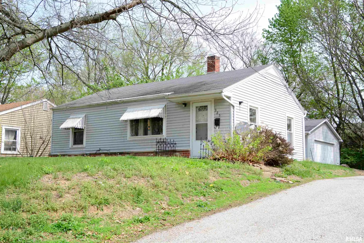 325 S White Street, Macomb, IL 61455 - #1
