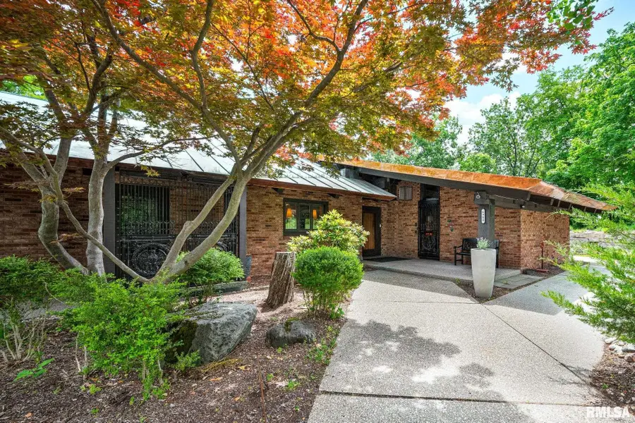 6900 N Upper Skyline Drive, Peoria, IL 61614 - #2