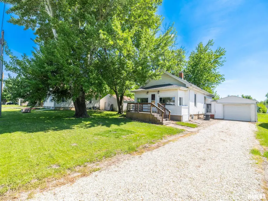105 W Oakley Street, Glasford, IL 61533 - #2