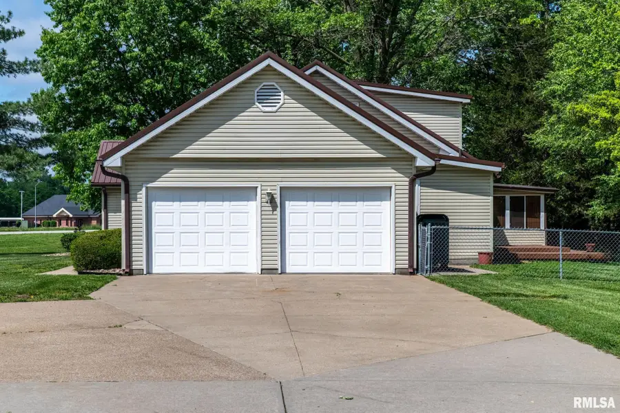 1200 Aurelia Drive, Marion, IL 62959 - #3